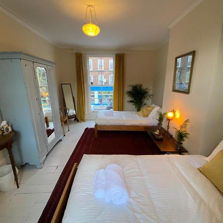 Camden Town Accomodation Лондон Экстерьер фото